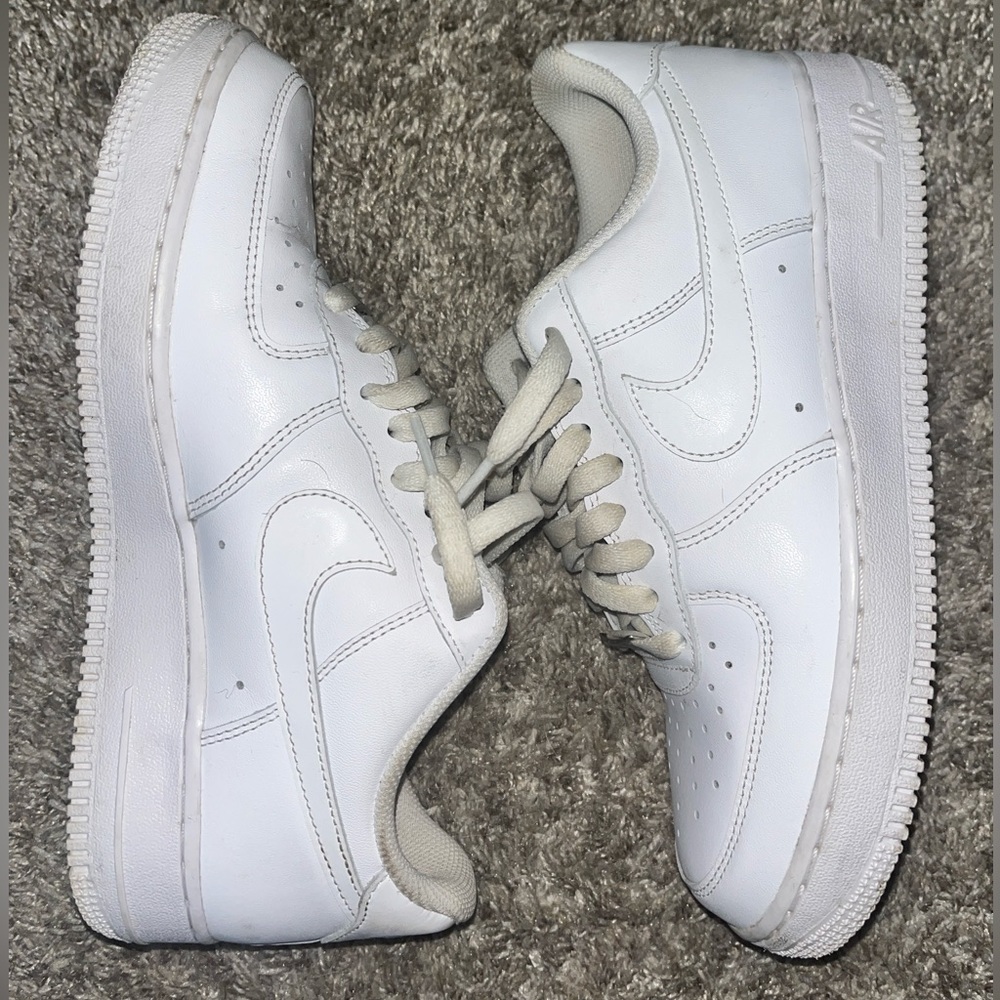 SOLD !!! Nike Air Force 1s low size 8M / 9.5W